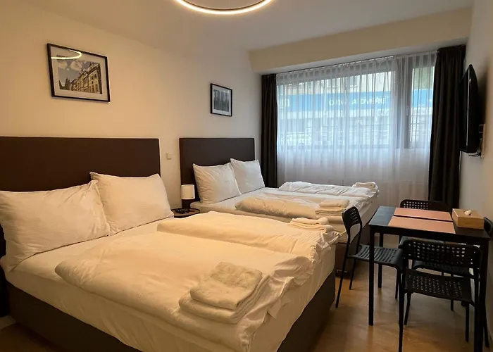 Post 120 Suites Praga